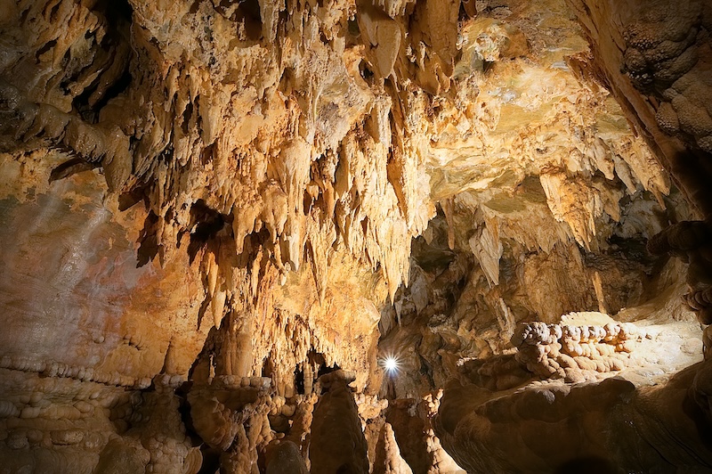 Grotte-Toirano.jpg